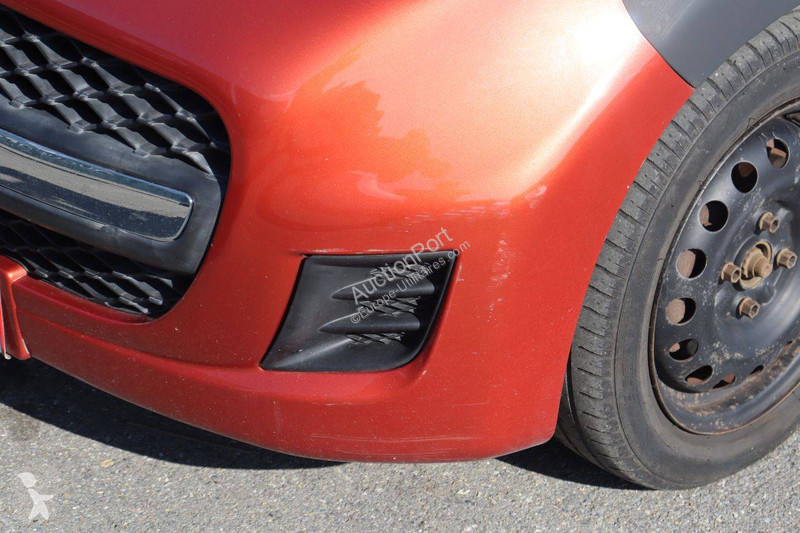 Véhicule utilitaire Peugeot