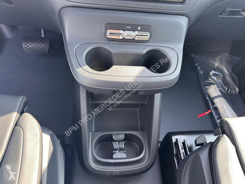 Véhicule utilitaire Mercedes Fg 119 CDI Mixto...