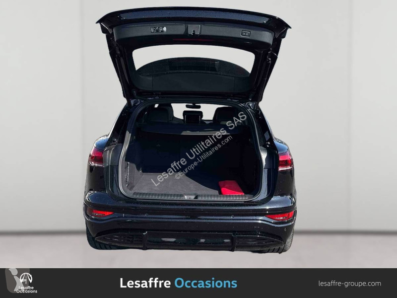Véhicule utilitaire Audi SQ6 e-tron Sportback...