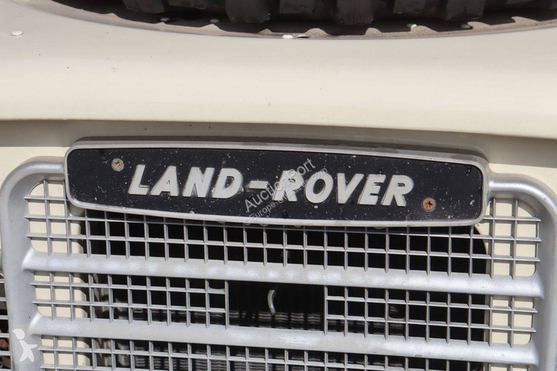 Véhicule utilitaire Land Rover