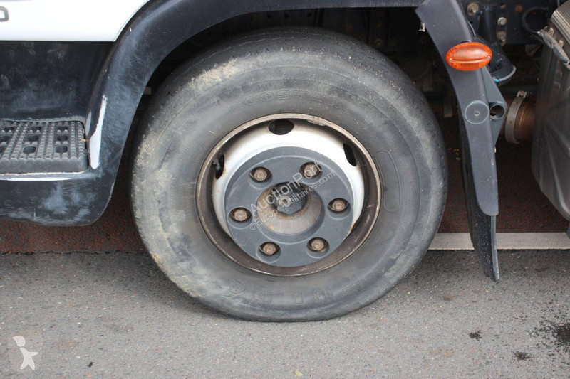 Véhicule utilitaire Iveco 80-210
