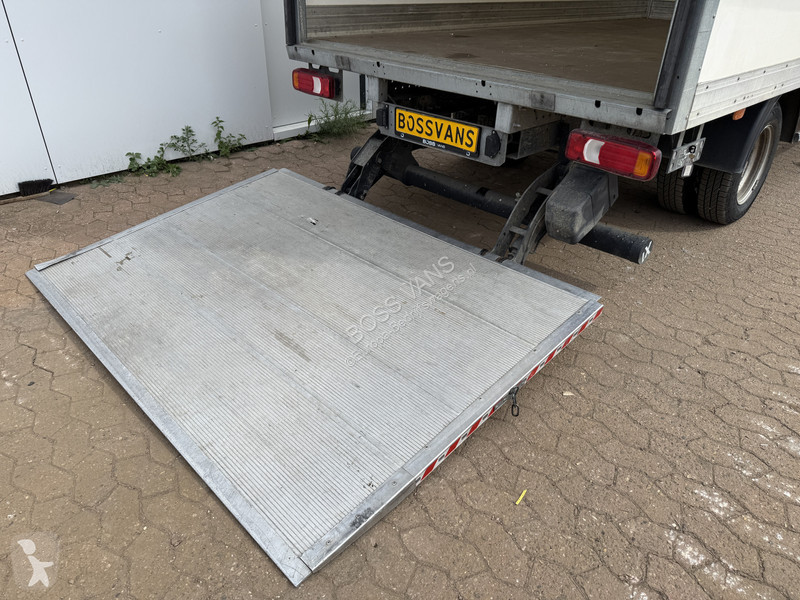 Bedrijfswagen Iveco 35C16 3.0 160PK Bakwagen...