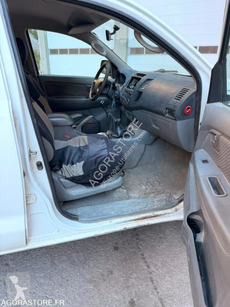 Véhicule utilitaire Toyota HILUX