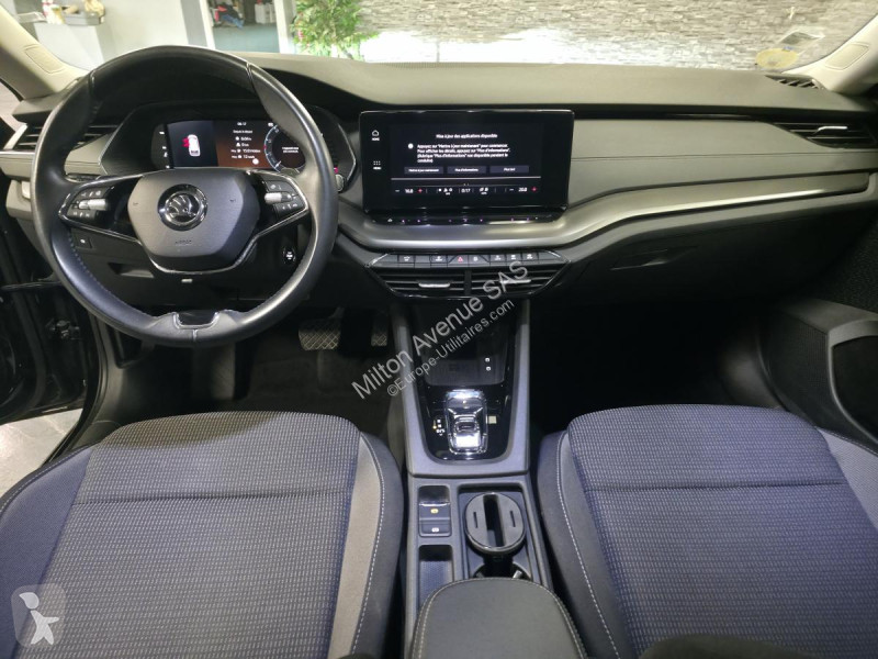 Véhicule utilitaire Skoda OCTAVIA Combi 2.0 TDI...