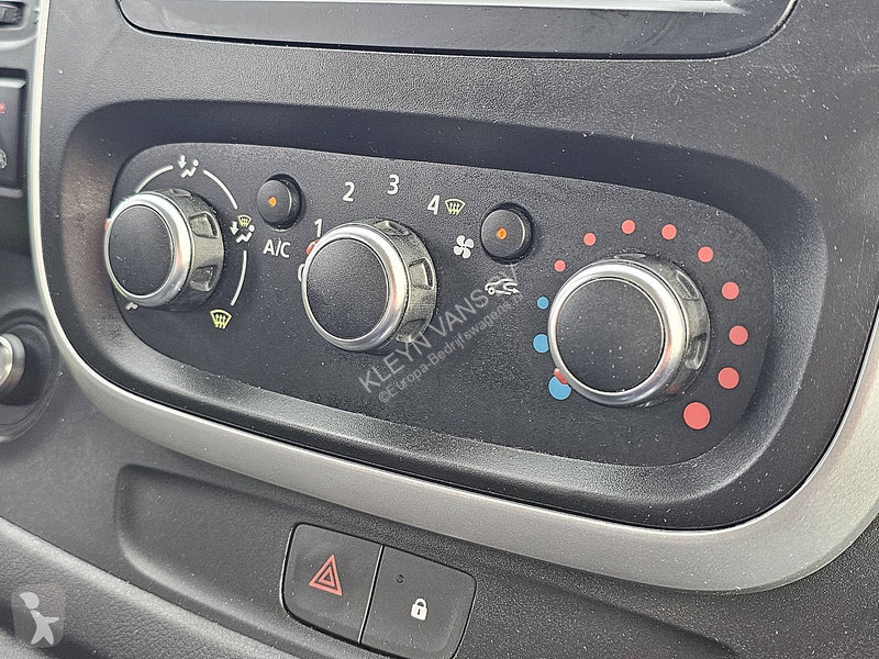 Лекотоварен автомобил Renault 2.0 DCI L2...