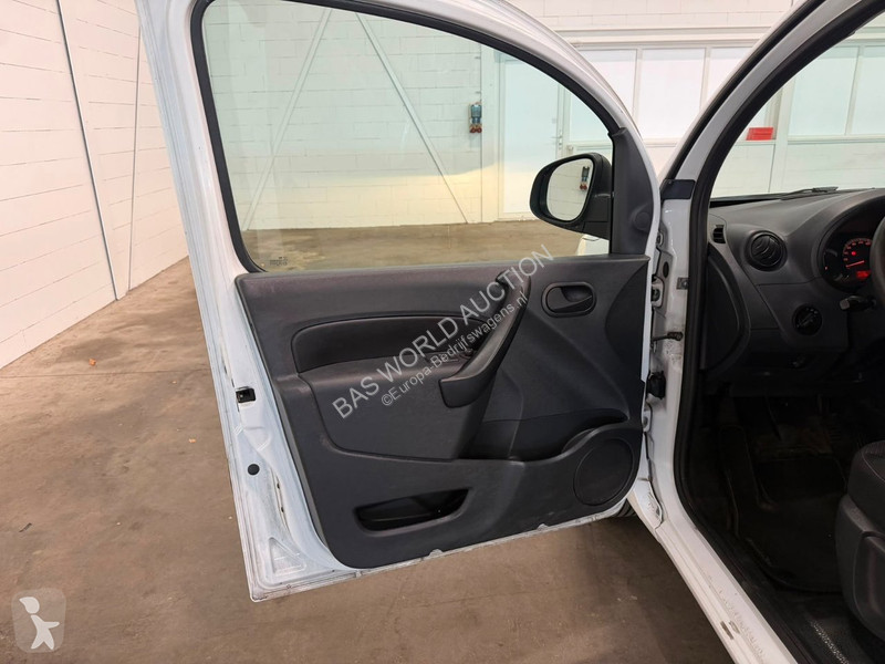 Véhicule utilitaire Mercedes 108 CDI