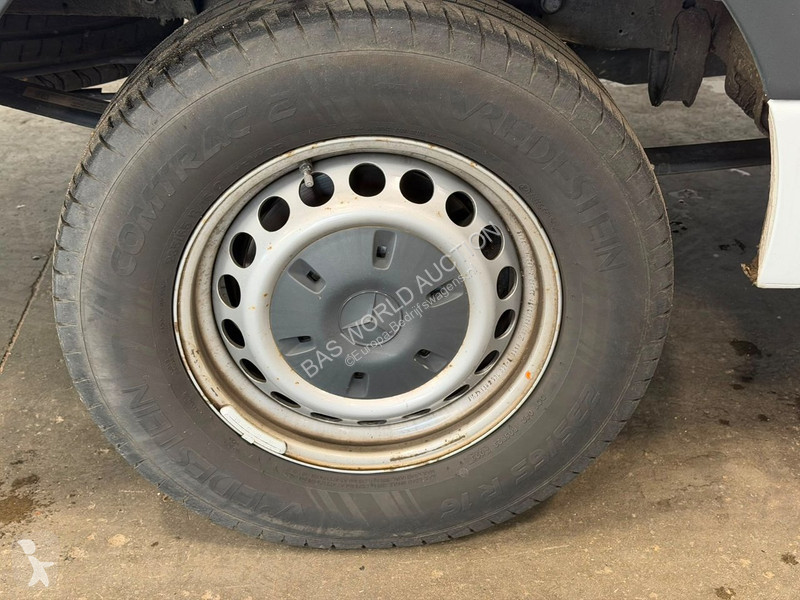 Véhicule utilitaire Mercedes 316 2.2 CDI L2H2...