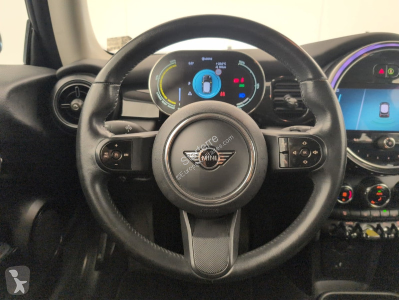 Véhicule utilitaire Mini  HATCH 3 PORTES...