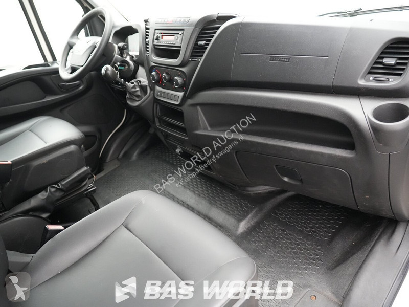 Bedrijfswagen Iveco 35S12