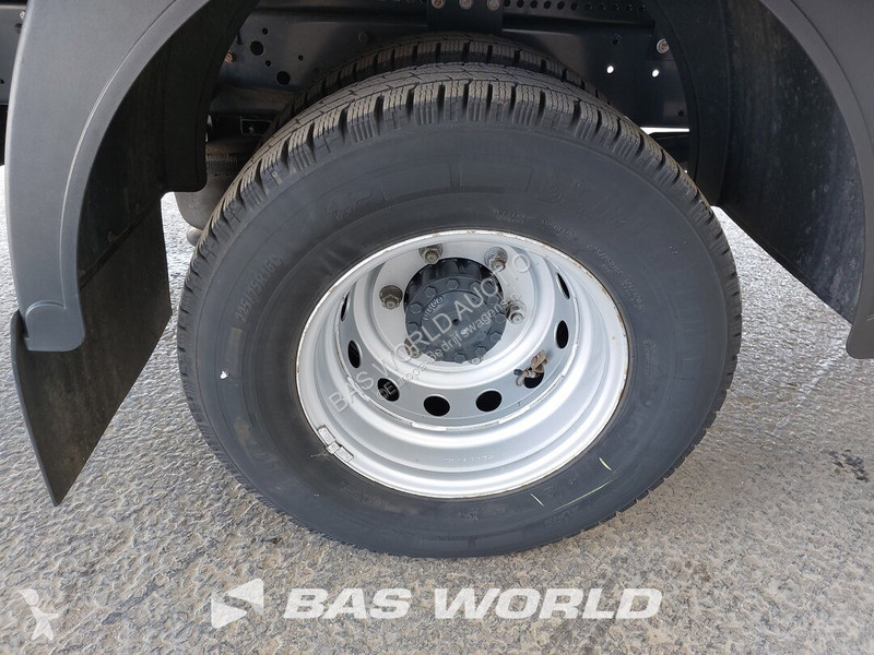 Véhicule utilitaire Iveco 72C18