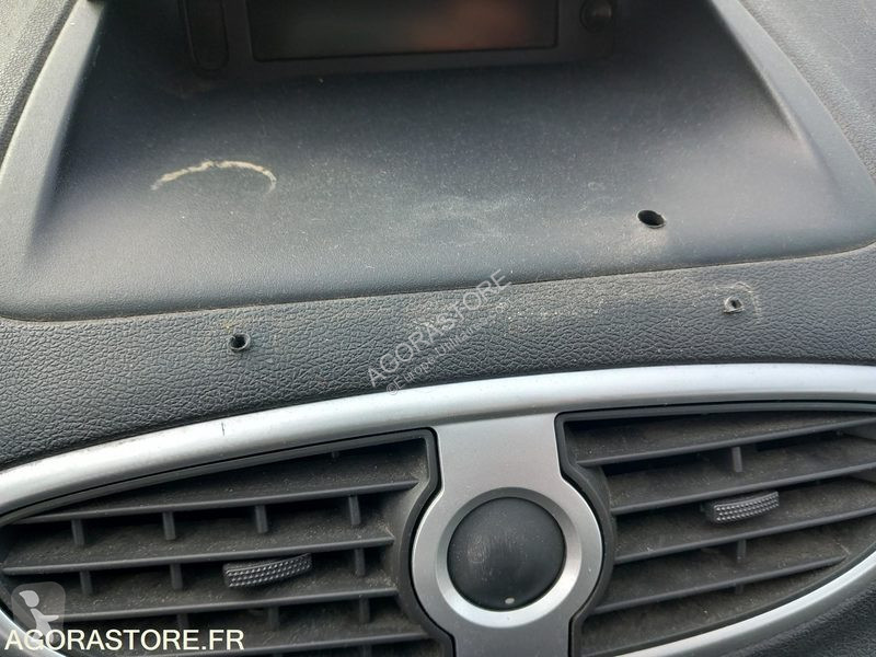 Véhicule utilitaire Renault CLIO