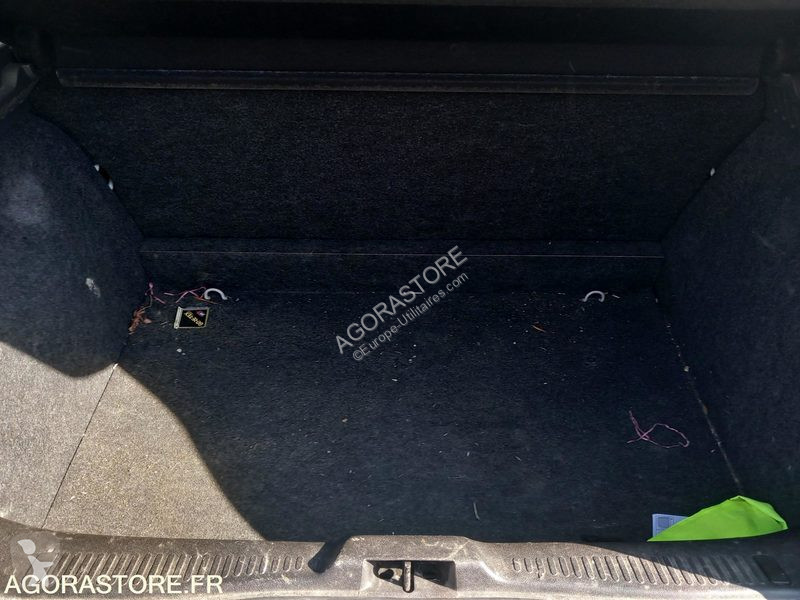 Véhicule utilitaire Renault CLIO