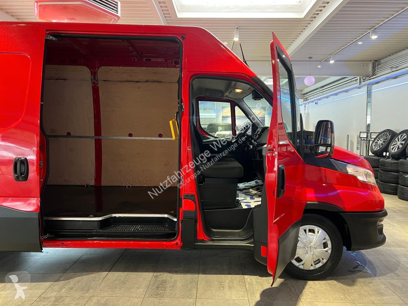 Bedrijfswagen Iveco 3,0 HPI Maxi XXL...