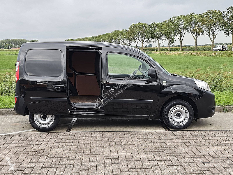 Лекотоварен автомобил Renault 1.5 L1 2XZijdeur...