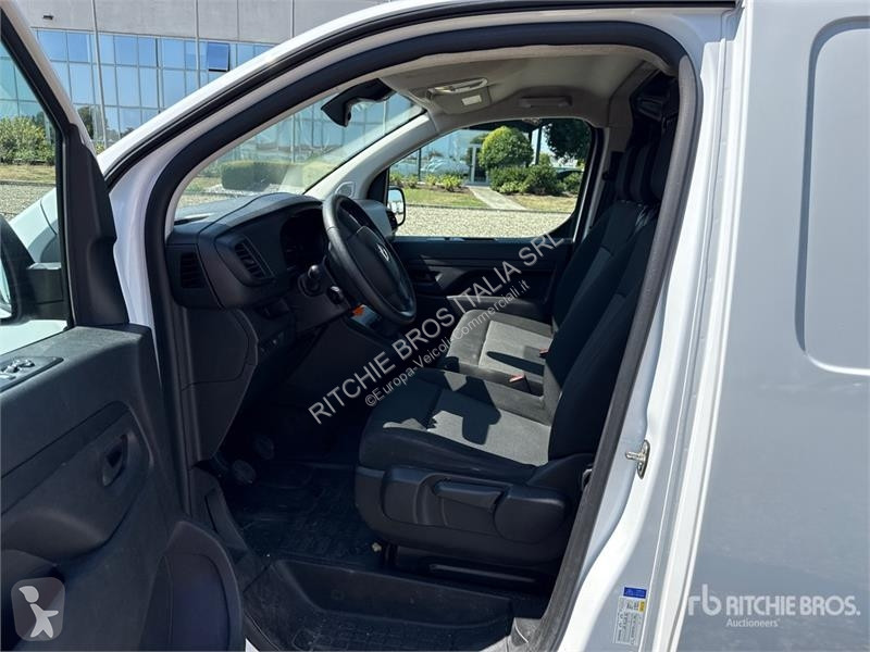 Комерційні автомобілі Opel 1.5