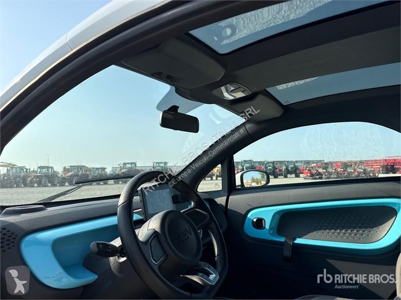 Лекотоварен автомобил  XEV Yoyo