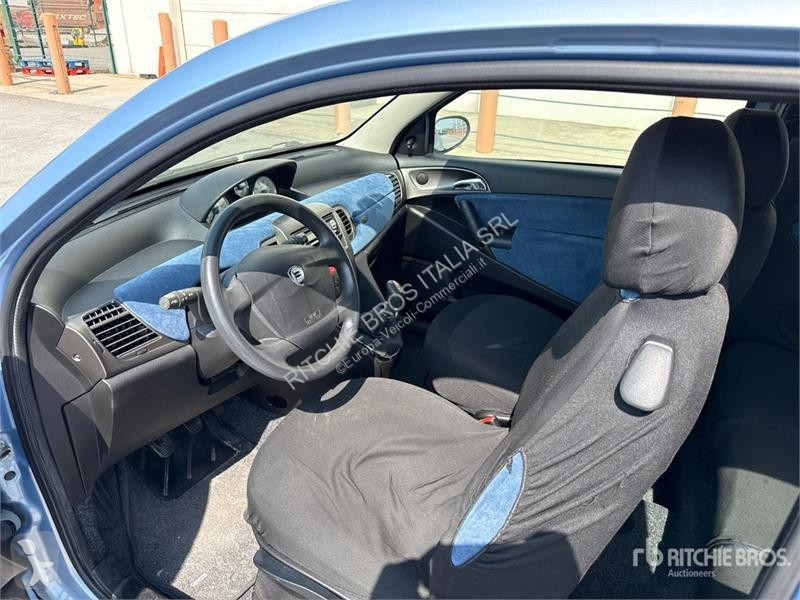 Furgoneta Lancia
