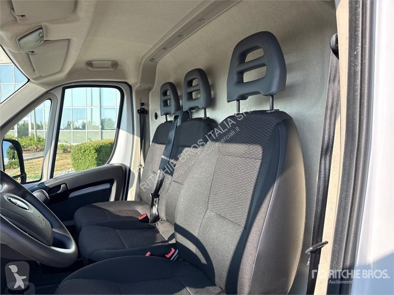 Véhicule utilitaire Opel