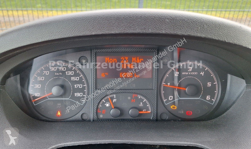 Véhicule utilitaire Peugeot Kasten Hoch*335...