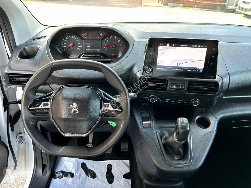 Furgoneta Peugeot Standard 650KG 1.5 Bluehdi...