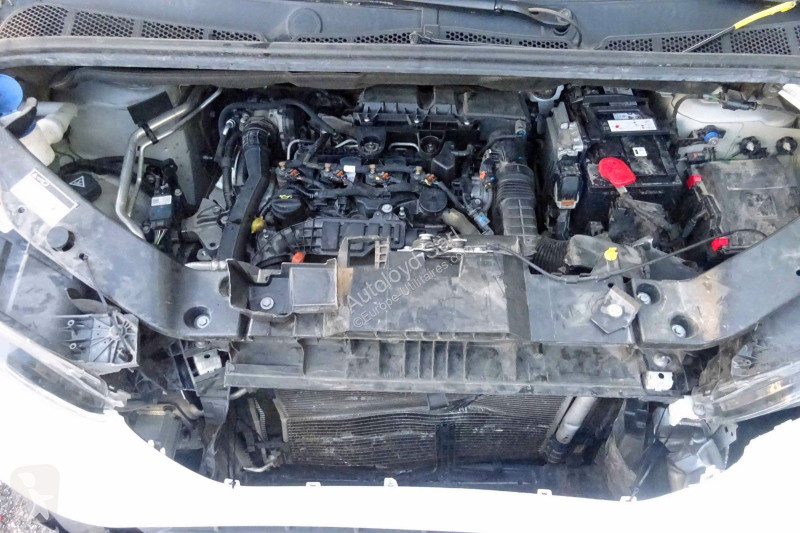 Véhicule utilitaire Peugeot PARTNER 1,5 HDI 100