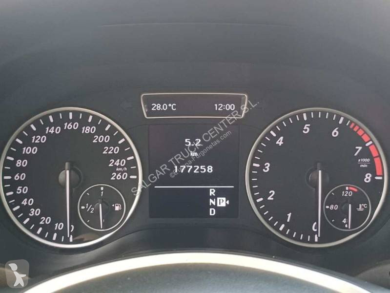 Furgoneta Mercedes