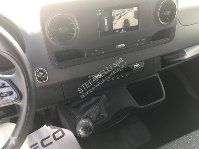 Комерційні автомобілі Mercedes Sprinter 315 2.0...