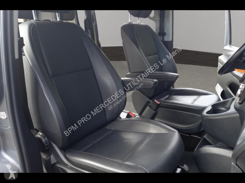 Véhicule utilitaire Mercedes Fg 119 MIXTO...