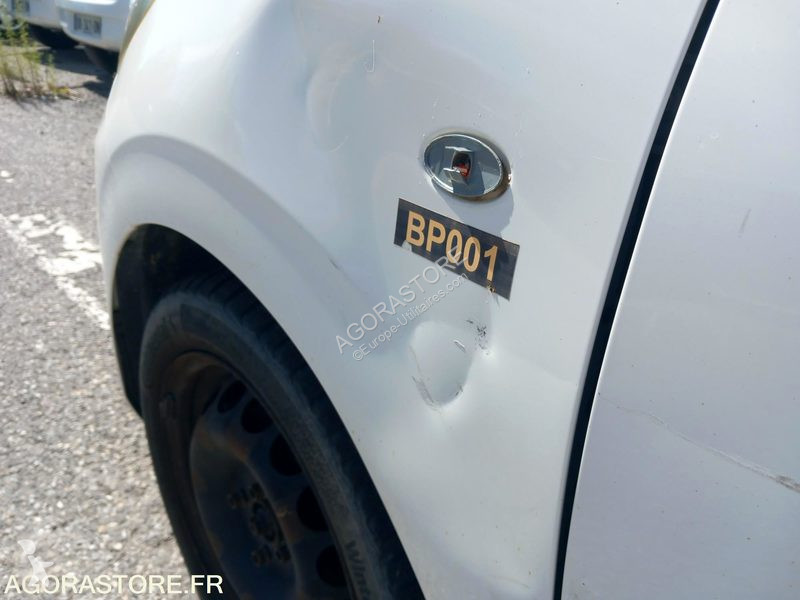 Лекотоварен автомобил Peugeot 108