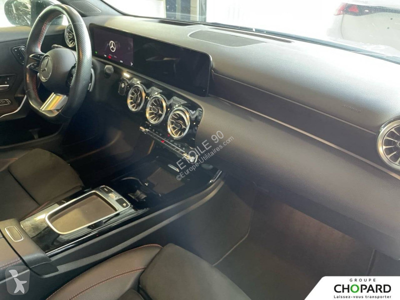 Лекотоварен автомобил Mercedes Classe A 250 e...