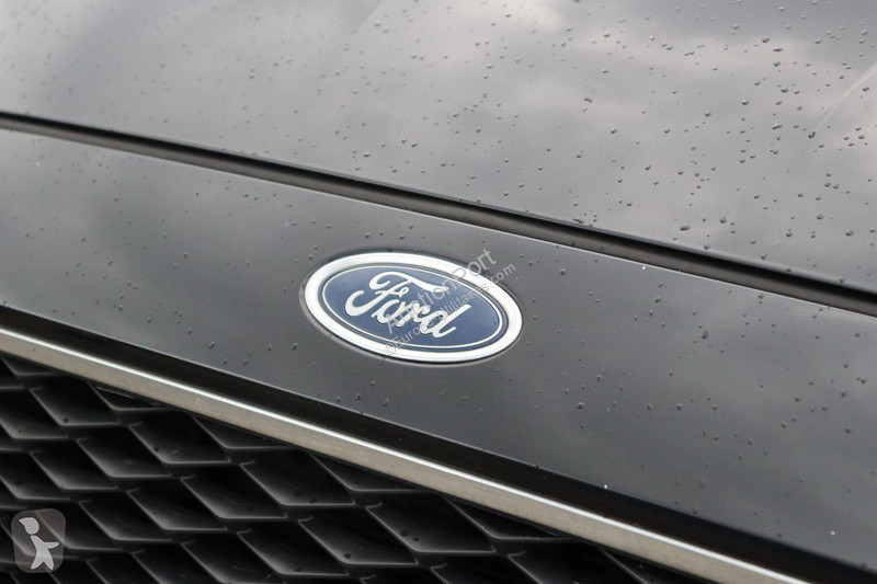 Furgoneta Ford Grand