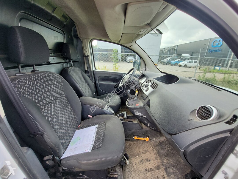 Furgoneta Renault 75PK