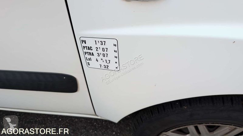 Лекотоварен автомобил Fiat DOBLO