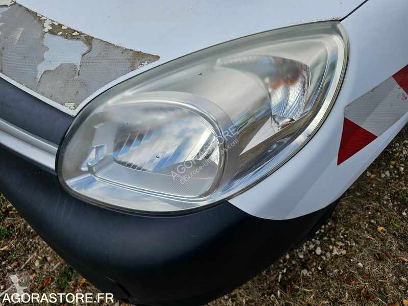 Лекотоварен автомобил Renault