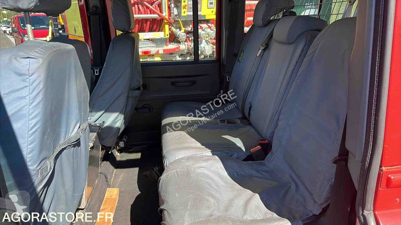 Furgoneta Land Rover DEFENDER