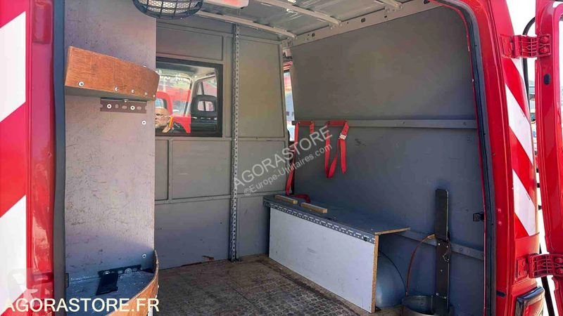 Лекотоварен автомобил Renault TRAFIC