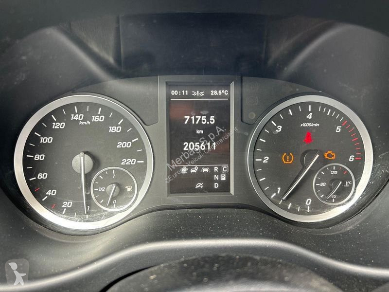 Furgoneta Mercedes 116 cdi compact tourer auto...