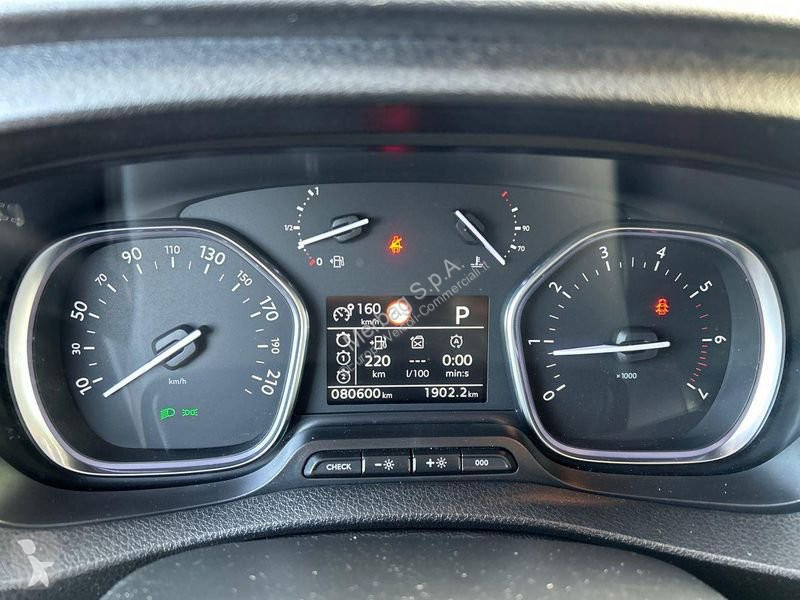 Furgoneta Peugeot BlueHDi 150 S&S Business Compact