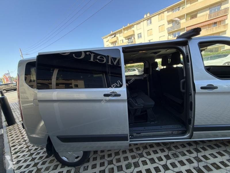 Лекотоварен автомобил Ford 2T Kombi T330 L2H2...
