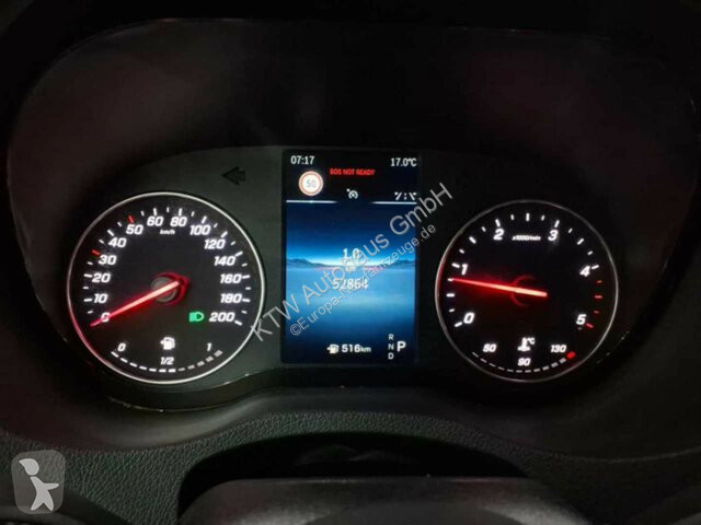 Лекотоварен автомобил Mercedes Sprinter 317...