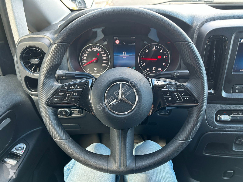 Лекотоварен автомобил Mercedes Vito  9G...