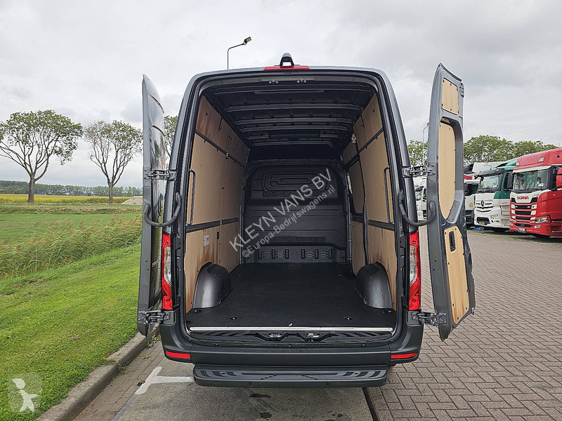 Bedrijfswagen Mercedes 317 L2H2 LED Mbux10
