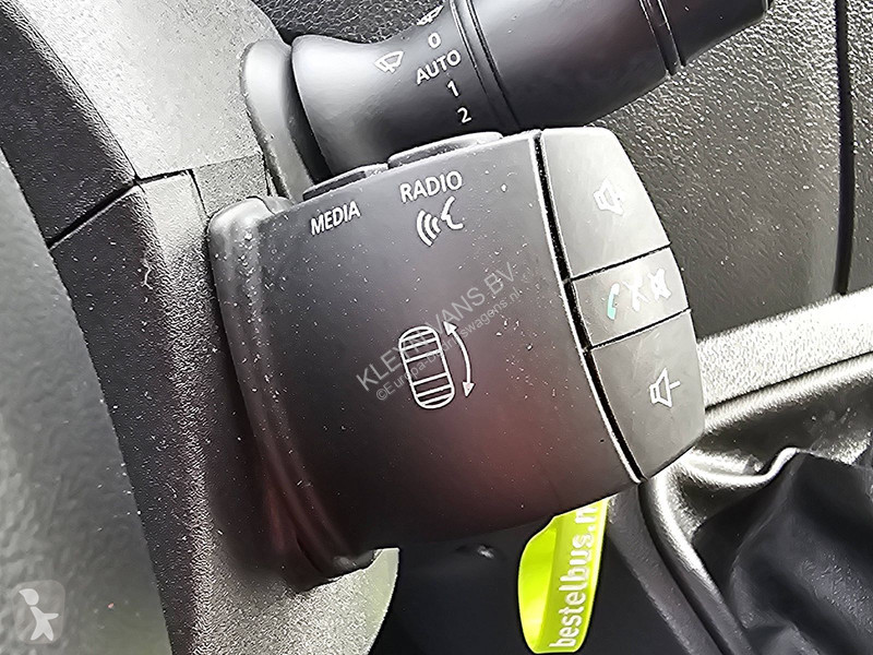 Užitkové vozidlo Renault 2.3 L2H2 Koelwagen D/N!