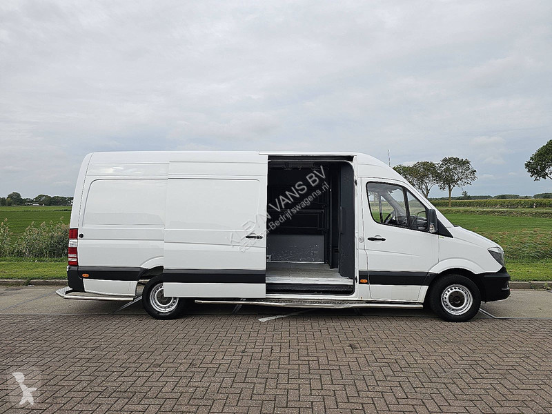 Bedrijfswagen Mercedes 311 L3H2 Post-Nl Koerier