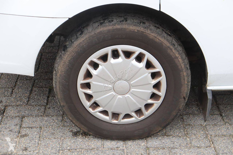 Furgoneta Ford