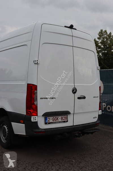 Mercedes 316 CDI van