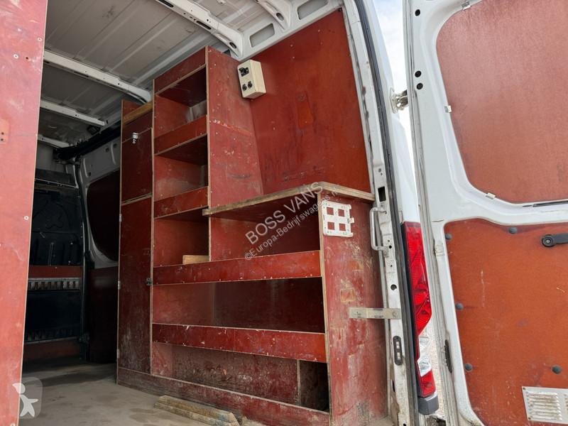 Furgoneta Iveco 35S14 2.3 352 L2H2 Airco Cruise...