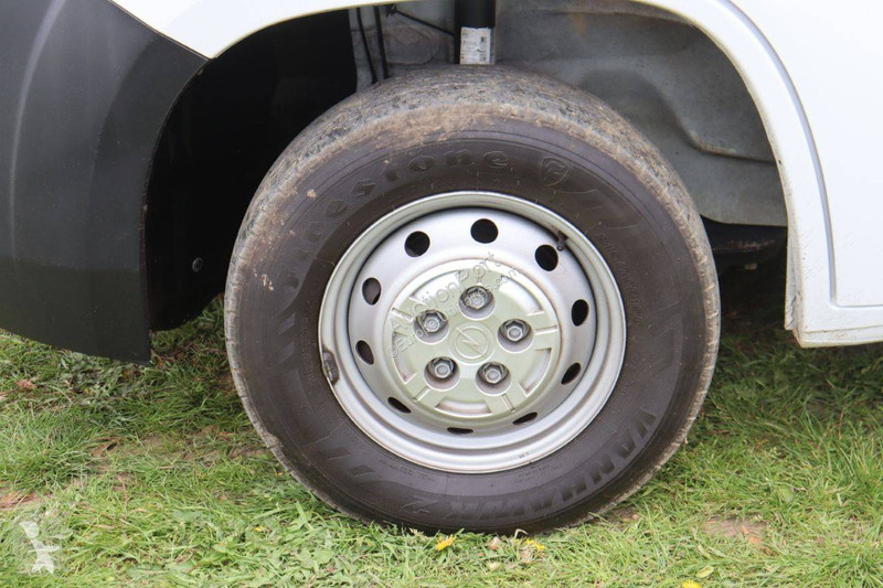 Furgoneta Opel