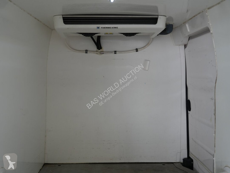 Furgoneta Renault 135PK