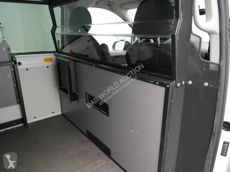Bedrijfswagen Mercedes 116
